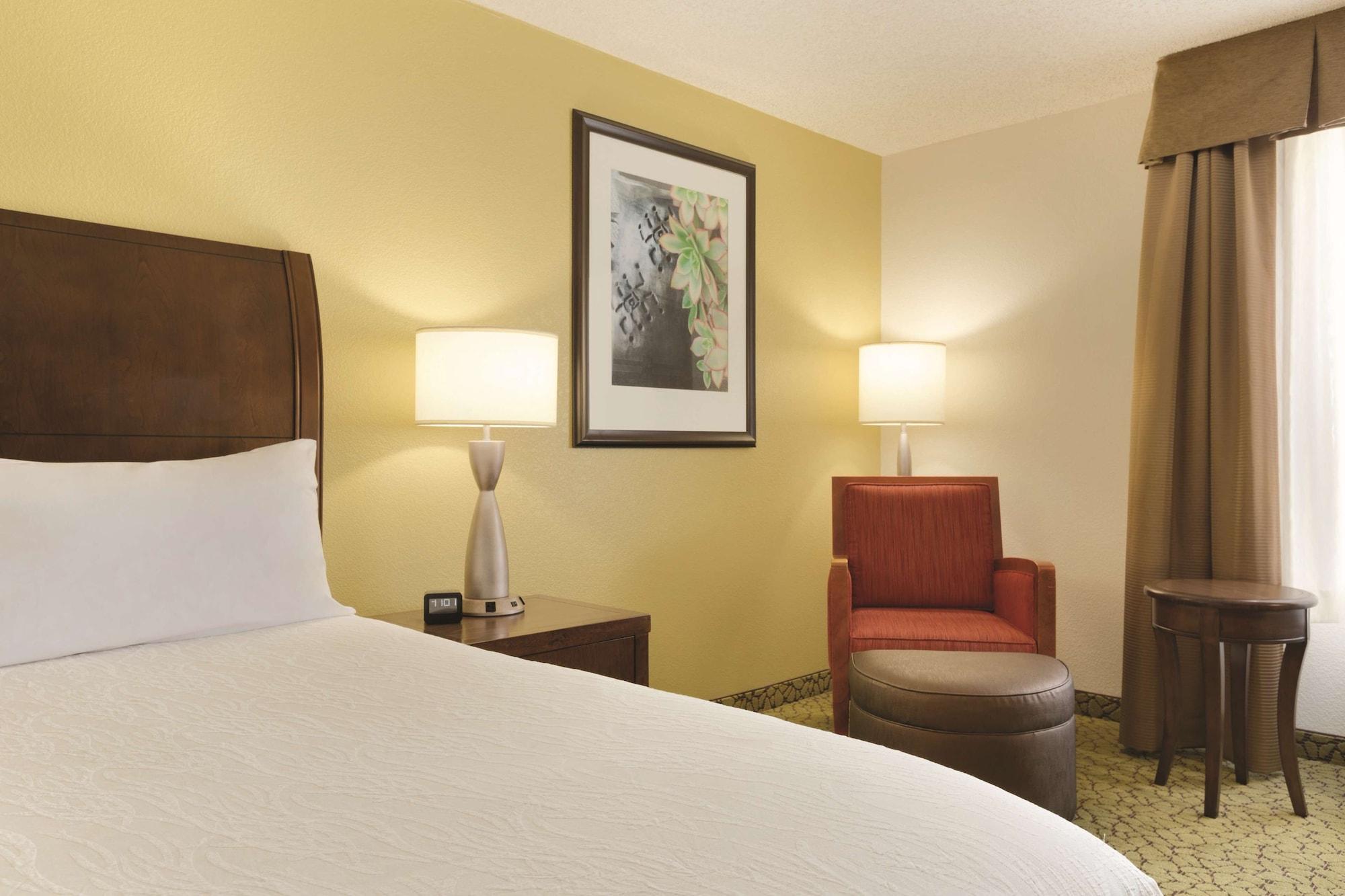 Hilton Garden Inn Anaheim/Garden Grove Exterior foto