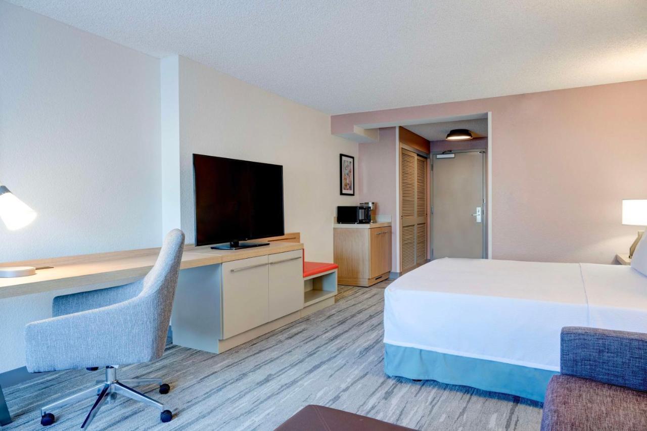 Hilton Garden Inn Anaheim/Garden Grove Exterior foto