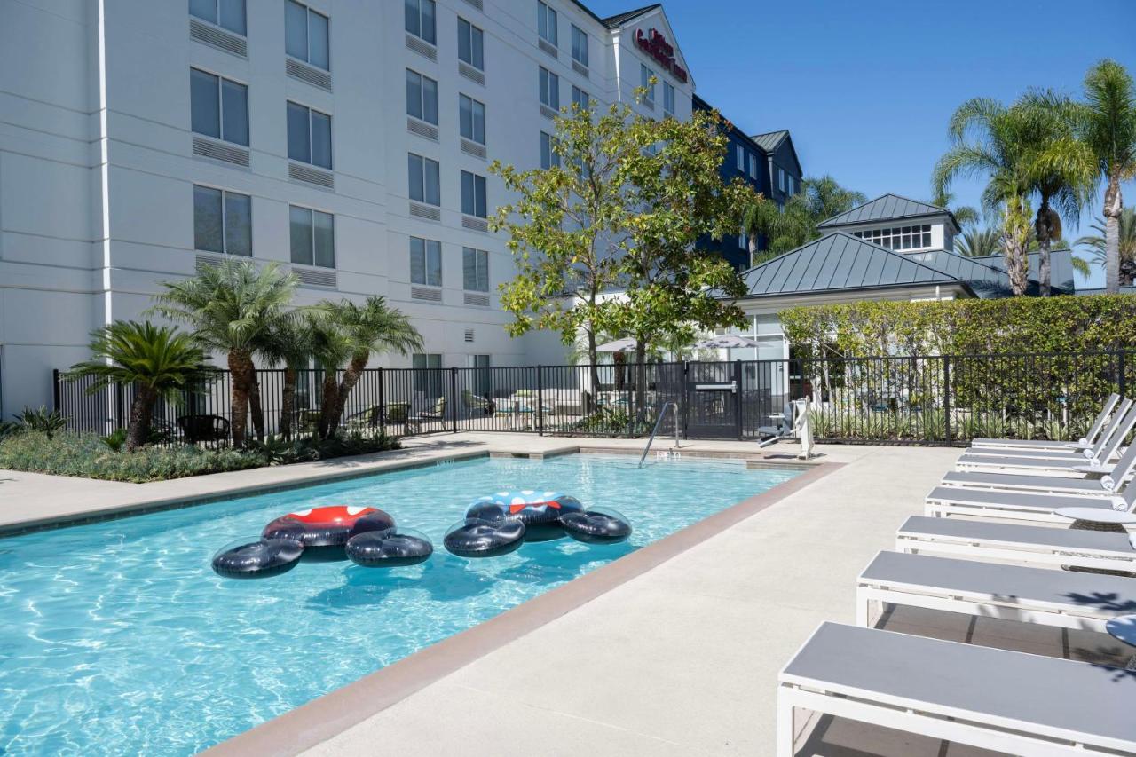 Hilton Garden Inn Anaheim/Garden Grove Exterior foto