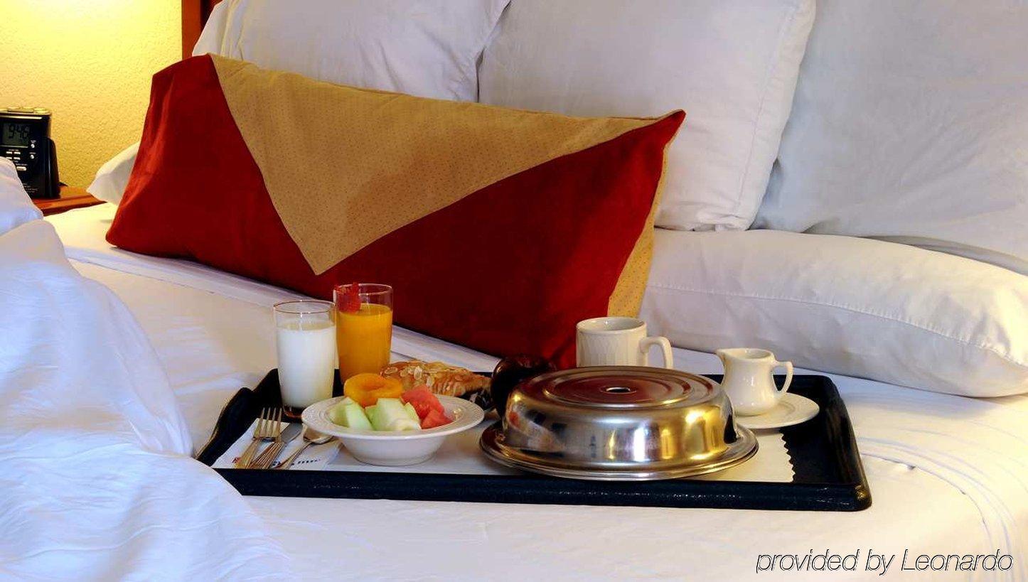 Hilton Garden Inn Anaheim/Garden Grove Quarto foto