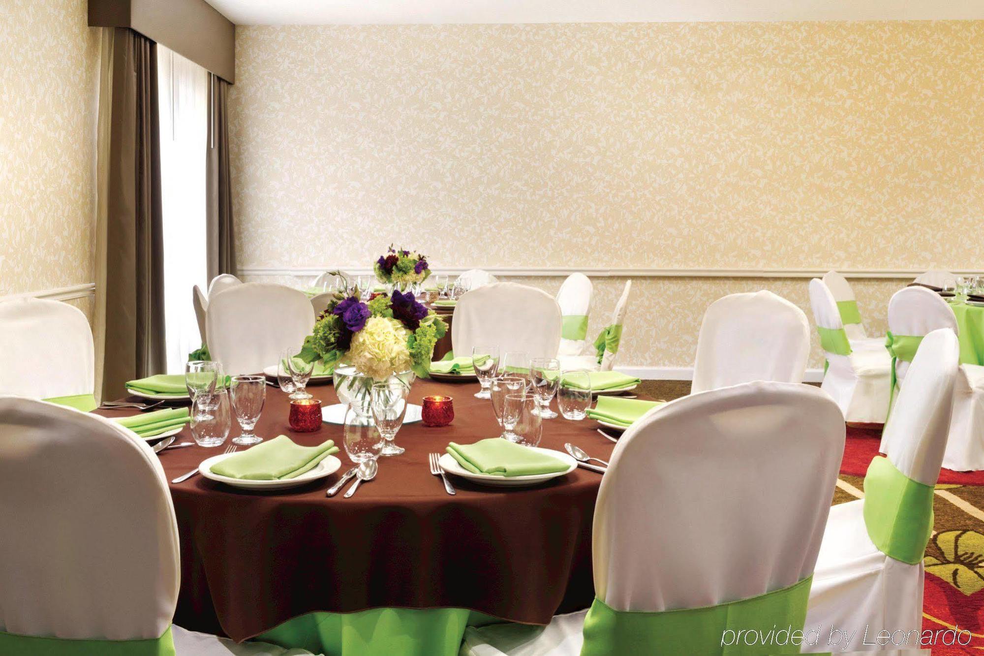 Hilton Garden Inn Anaheim/Garden Grove Exterior foto